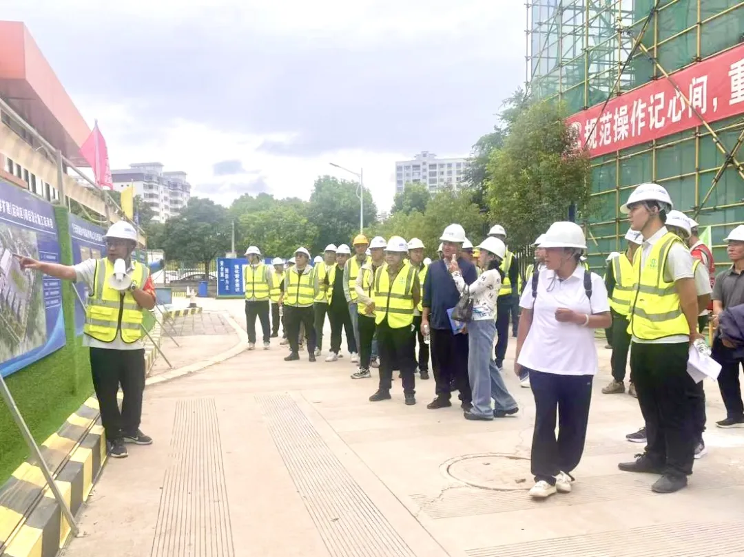 公司组织开展项目策划和质量管理交流观摩活动<p class='rotaion_list_t'>2025-09-15</p>